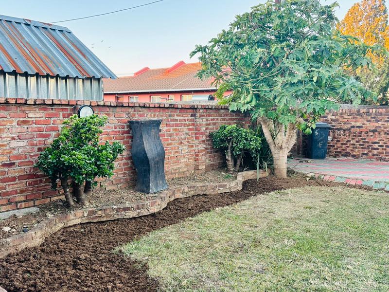 To Let 3 Bedroom Property for Rent in Mmabatho Unit 13 North West